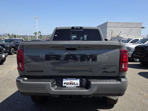 New 2026 RAM 2500 Laramie AWD/4WD image 4
