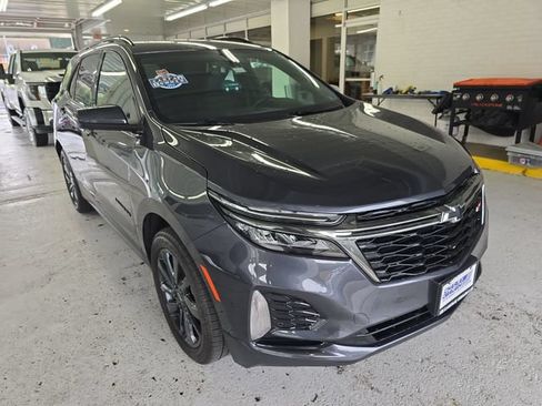 Certified 2023 Chevrolet Equinox RS w/ RS Leather Package AWD/4WD image 7