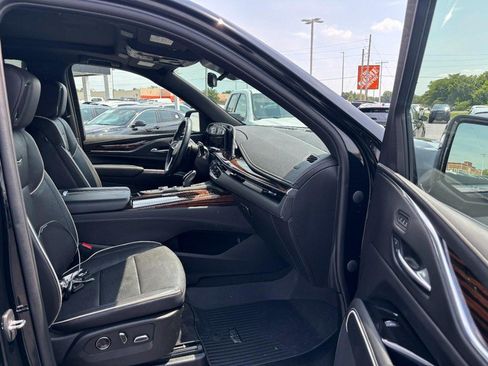 Used 2023 Cadillac Escalade Premium Luxury w/ LPO, Radiant Package AWD/4WD image 11