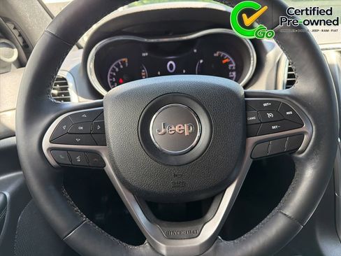 Certified 2018 Jeep Grand Cherokee Altitude RWD image 70