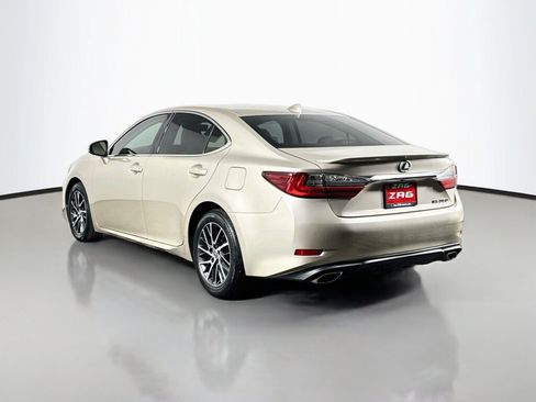 Used 2017 Lexus ES 350 w/ Premium Package FWD image 3