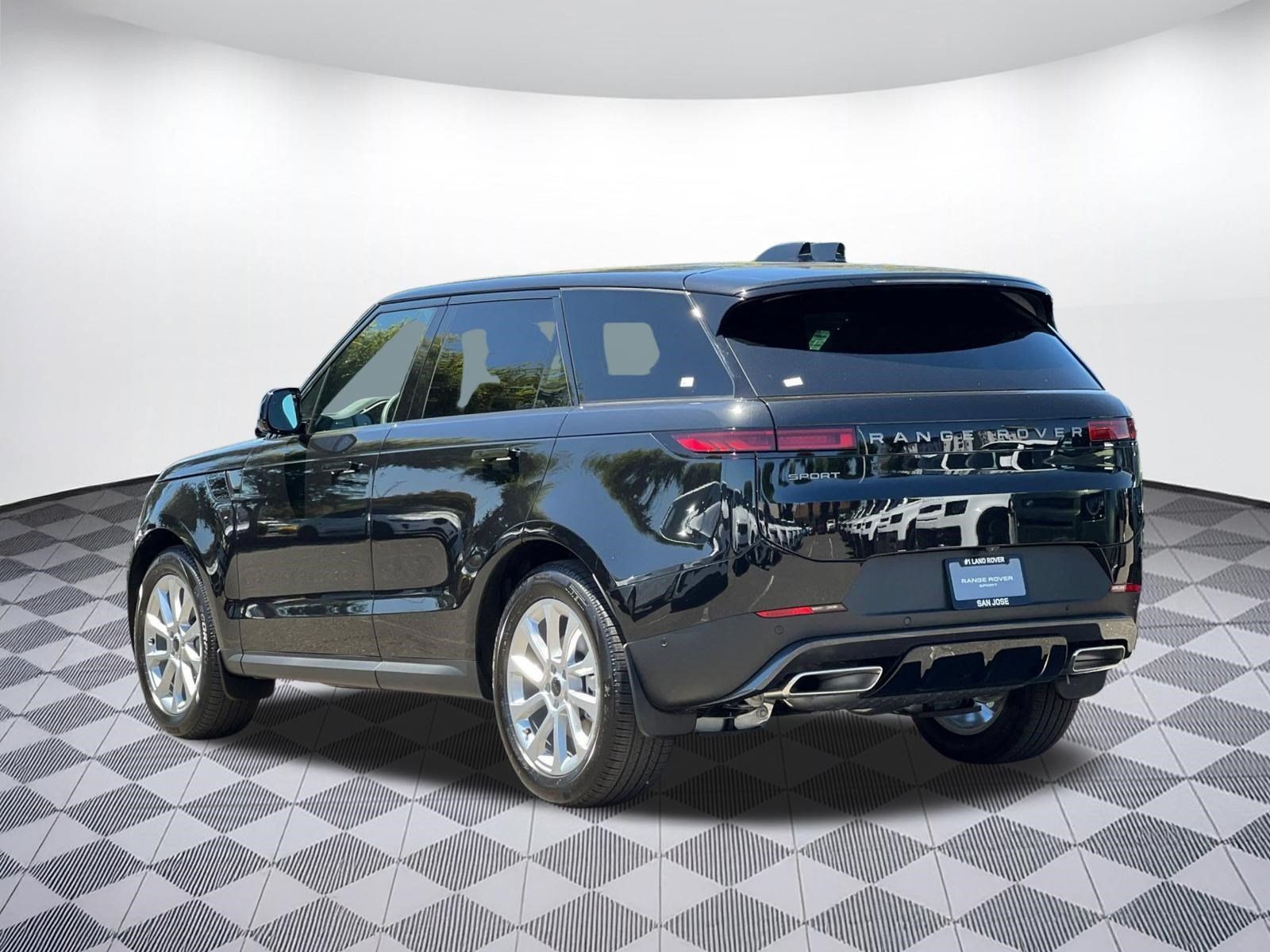 New 2026 Land Rover Range Rover Sport SE AWD/4WD image 3