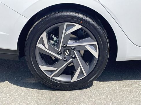 New 2026 Hyundai Elantra Limited w/ Cargo Package FWD image 7