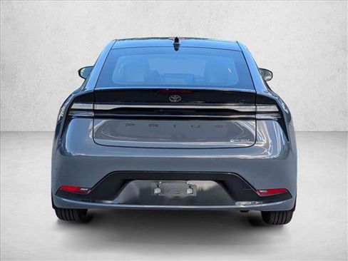 New 2026 Toyota Prius Plug-In Hybrid FWD image 8