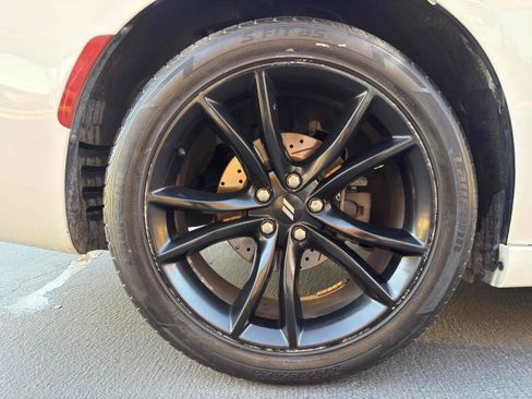 Used 2018 Dodge Charger SXT w/ Blacktop Package image 16