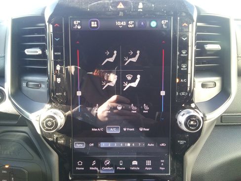 New 2026 RAM 3500 Laramie w/ Towing Technology Group image 21