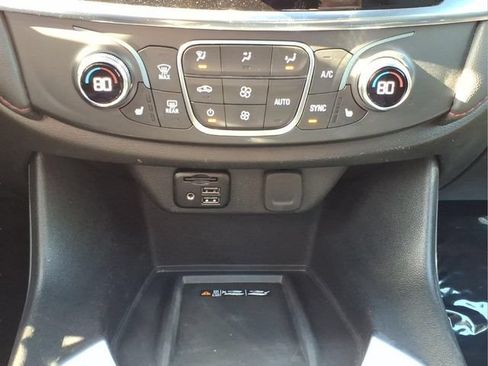 Used 2023 Chevrolet Traverse RS w/ LPO, Floor Liner Package AWD/4WD image 22