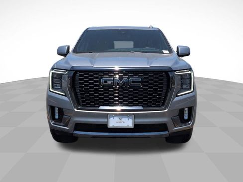 Used 2024 GMC Yukon Denali Ultimate AWD/4WD image 2