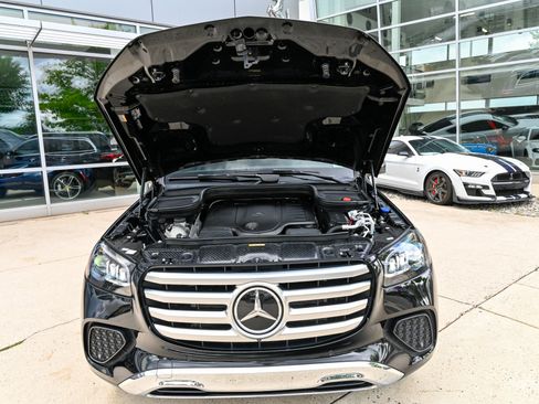Used 2025 Mercedes-Benz GLS 450 4MATIC image 65