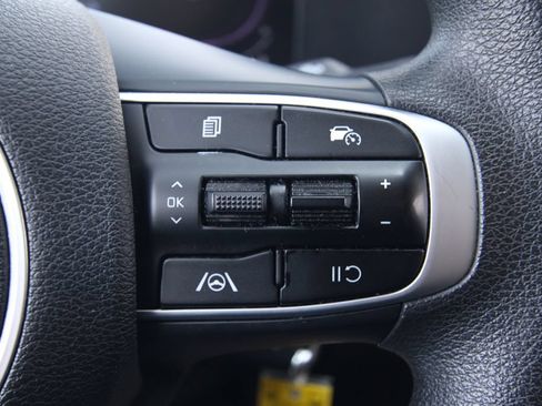 Used 2024 Kia Sportage LX FWD image 19