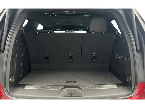 Used 2024 Chevrolet Tahoe RST w/ Luxury Package AWD/4WD image 9