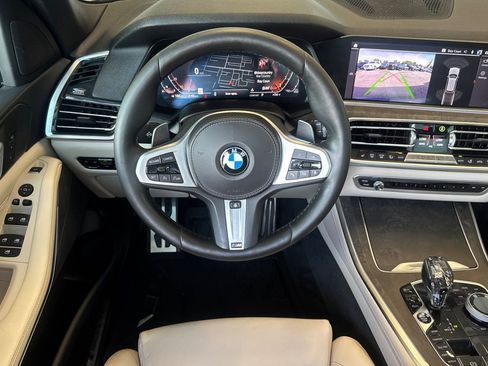 Used 2019 BMW X5 xDrive40i w/ M Sport Package AWD/4WD image 15