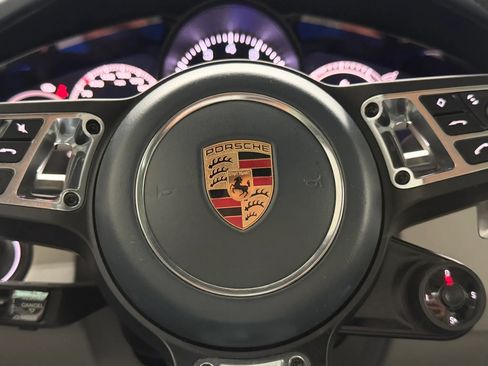 Used 2020 Porsche Cayenne Turbo AWD/4WD image 24