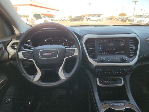 Used 2023 GMC Acadia SLE w/ Driver Convenience Package image 11