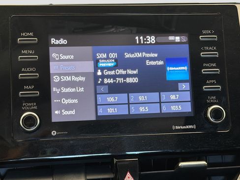 Used 2022 Toyota Camry SE w/ Carpet Mat Package (TMS) FWD image 9