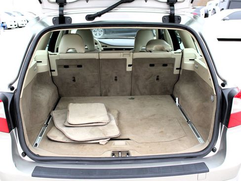 Used 2008 Volvo V70 image 31