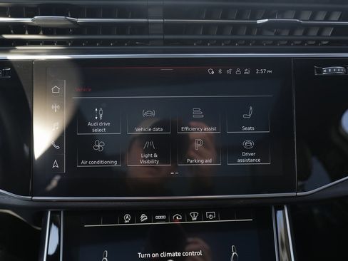 Used 2021 Audi Q7 3.0T Prestige image 67