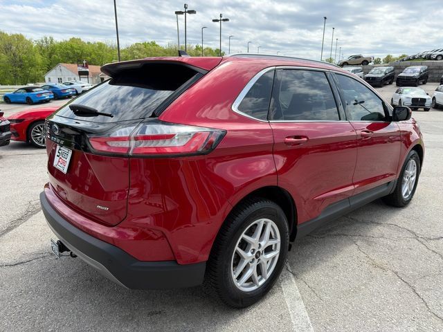 Used 2024 Ford Edge SEL w/ Convenience Package AWD/4WD image 7