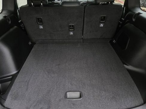 New 2026 Jeep Grand Cherokee Limited RWD image 23