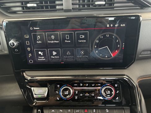 Used 2024 GMC Sierra 1500 AT4 w/ AT4 Carbonpro Edition AWD/4WD image 15
