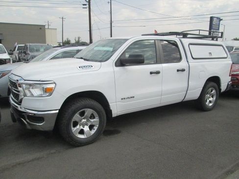 Used 2024 RAM 1500 Big Horn AWD/4WD image 1