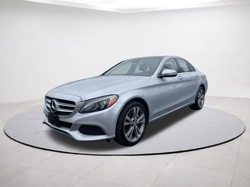 Used 2016 Mercedes-Benz C 300 4MATIC Sedan image 3