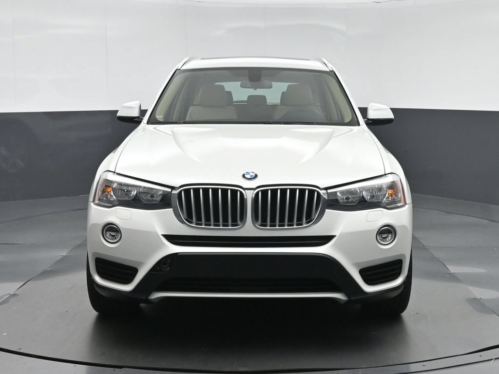 Used 2017 BMW X3 sDrive28i RWD image 2