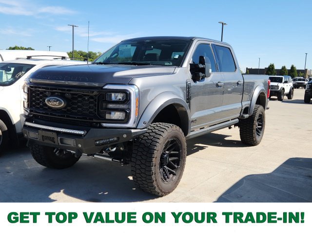 Used 2026 Ford F250 Lariat w/ Black Appearance Package AWD/4WD image 1