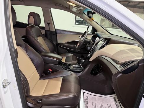 Used 2017 Hyundai Santa Fe Sport image 26