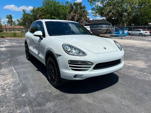 Used 2014 Porsche Cayenne Diesel AWD/4WD image 82