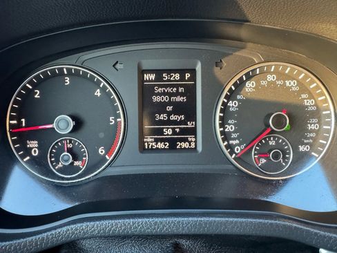 Used 2012 Volkswagen Passat TDI SE image 25