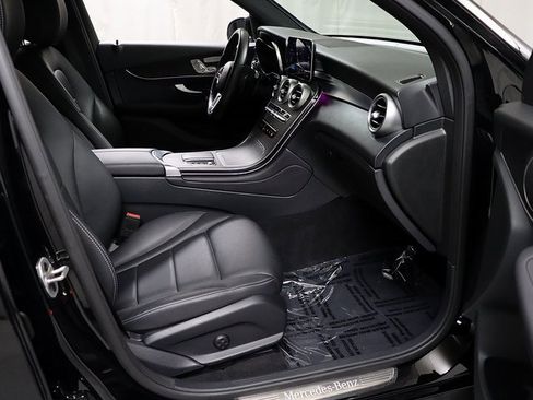 Certified 2022 Mercedes-Benz GLC 300 4MATIC image 36