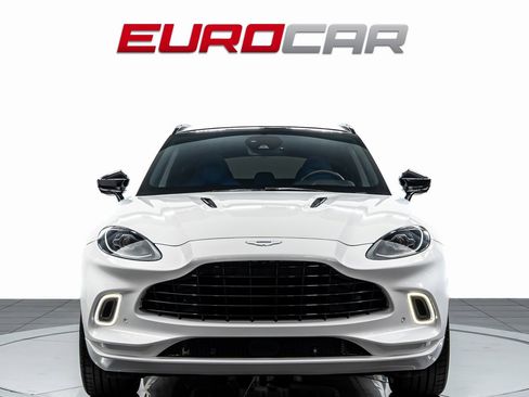 Used 2022 Aston Martin DBX image 8