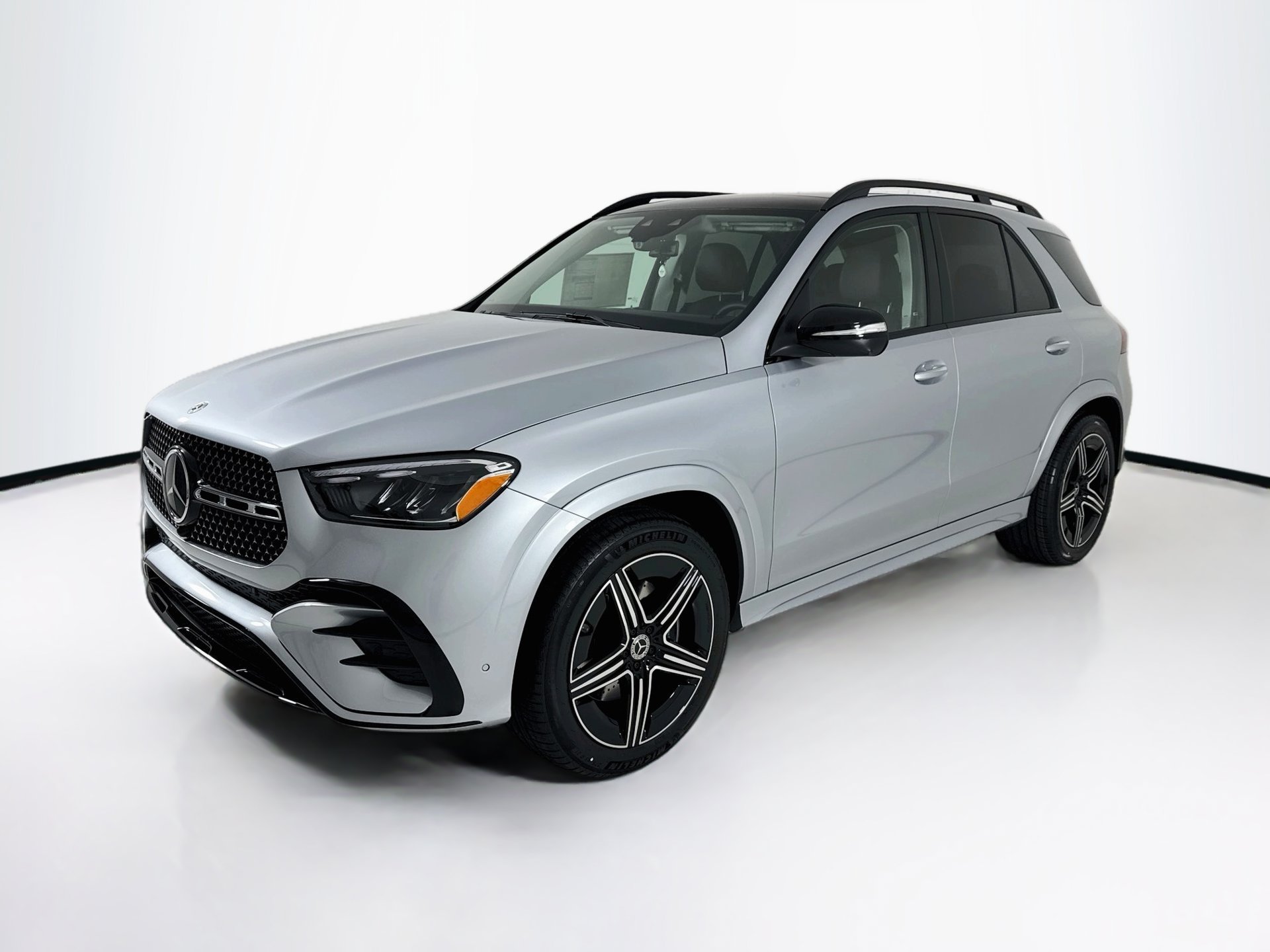 New 2026 Mercedes-Benz GLE 450 4MATIC image 3