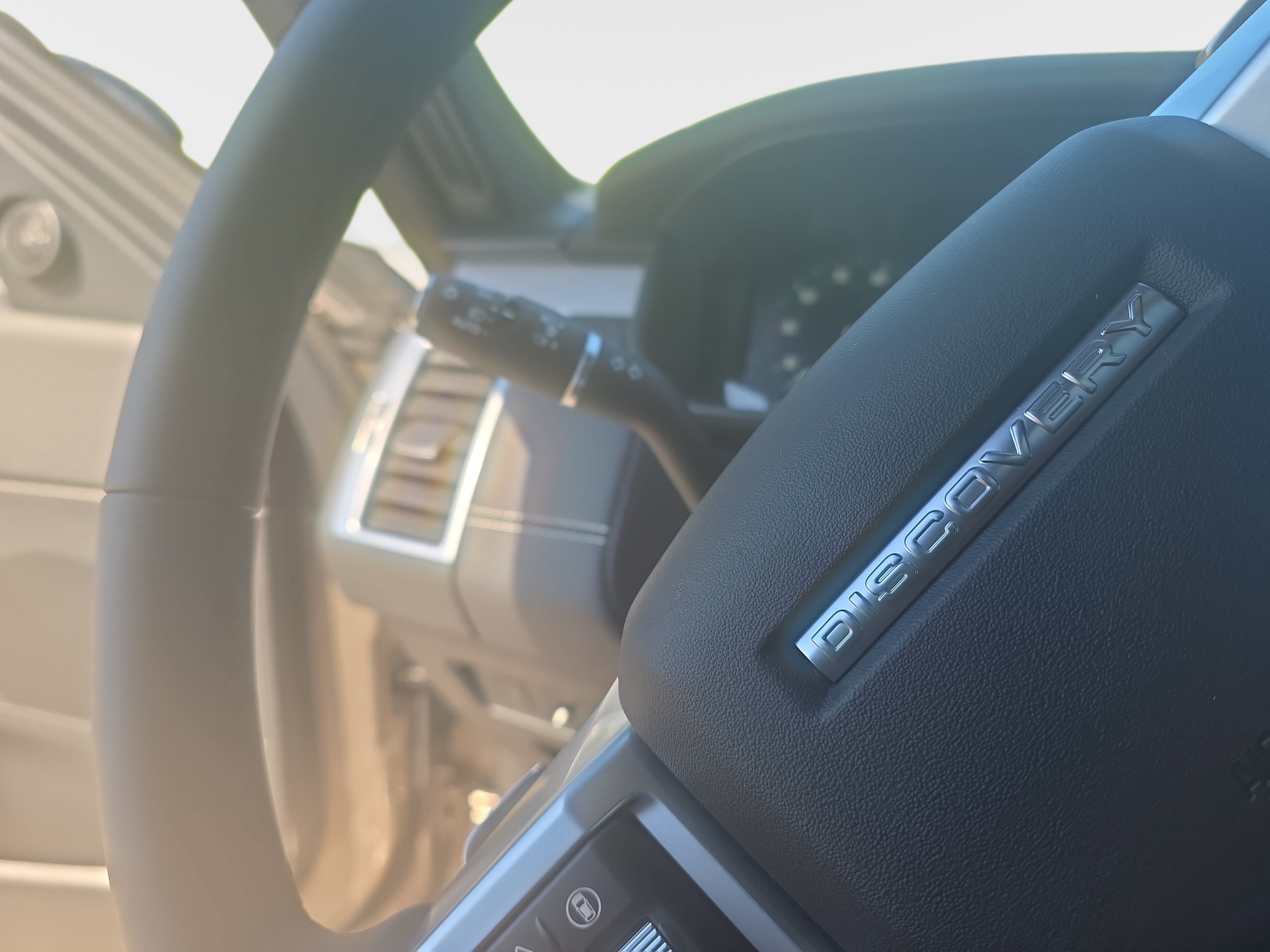 New 2026 Land Rover Discovery Dynamic SE AWD/4WD image 26