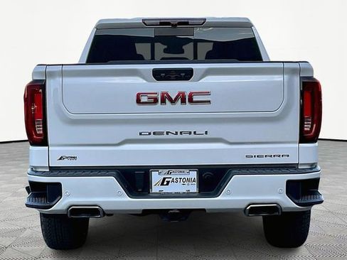 Used 2022 GMC Sierra 1500 Denali image 6
