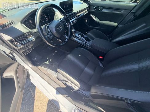 Used 2025 Honda Civic Sport image 15