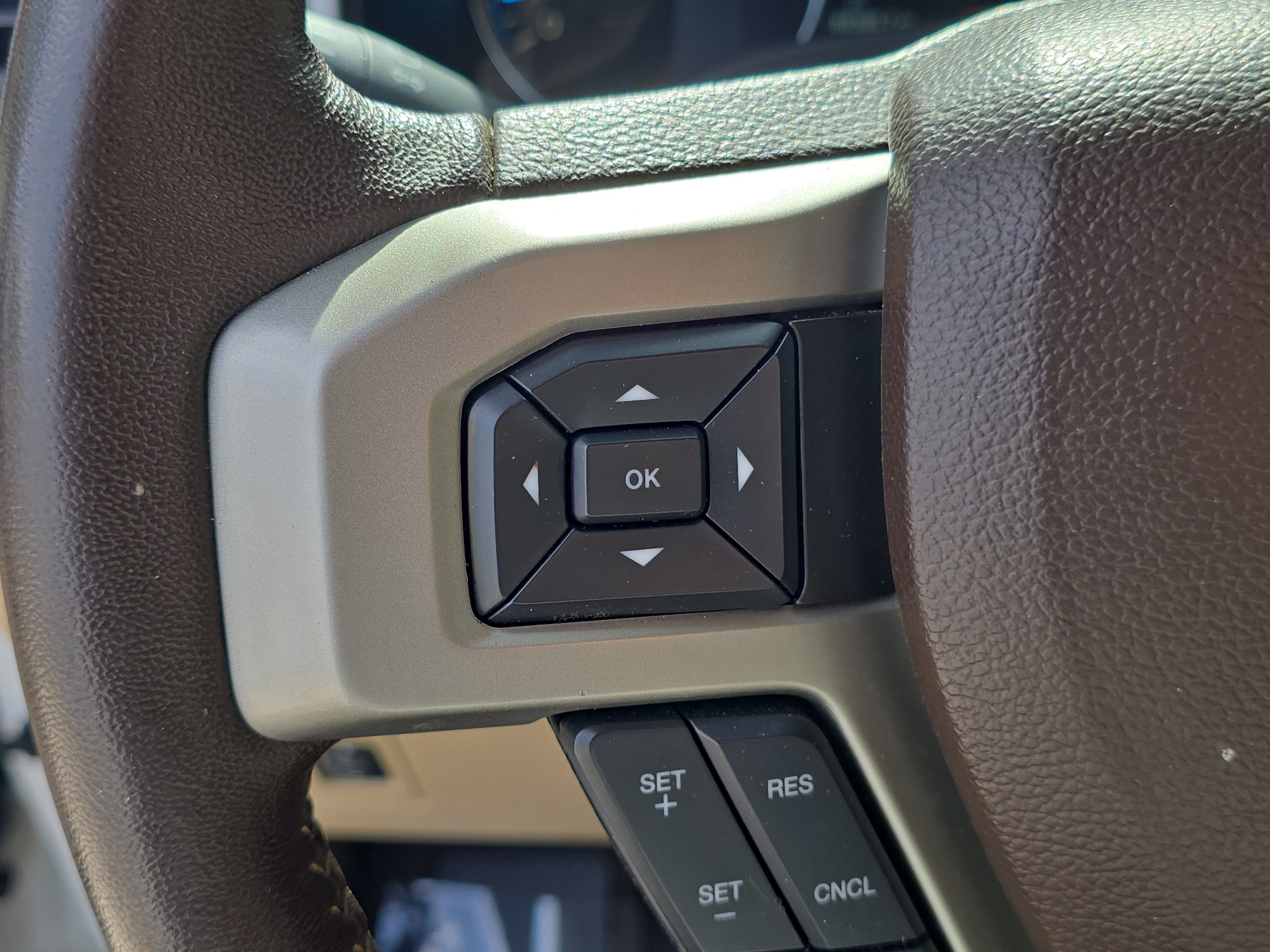 Used 2020 Ford F150 Lariat RWD image 27