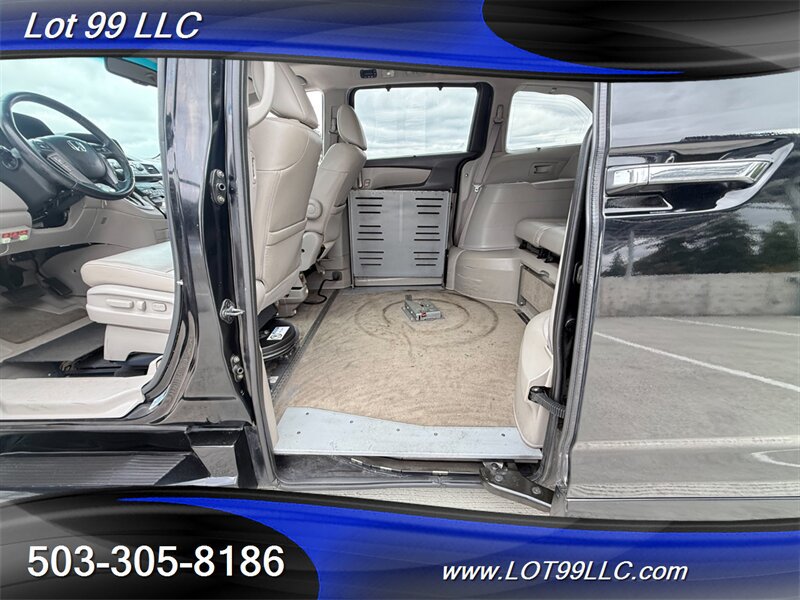 Used 2011 Honda Odyssey Touring image 47