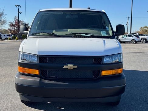 New 2025 Chevrolet Express 2500 image 7