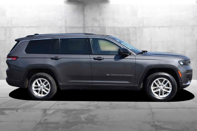 Used 2022 Jeep Grand Cherokee L Laredo w/ Luxury Tech Group I AWD/4WD image 5