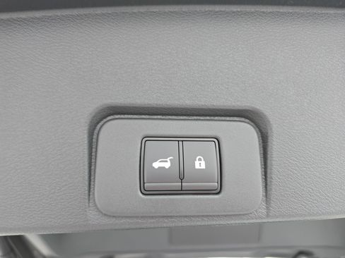 New 2026 Nissan Rogue Platinum AWD/4WD image 13