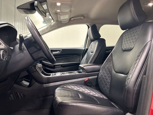 Certified 2024 Ford Edge Titanium AWD/4WD image 11