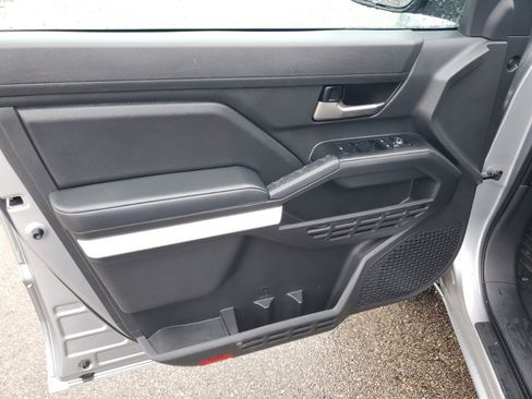 Used 2024 Toyota Tacoma TRD Sport image 8