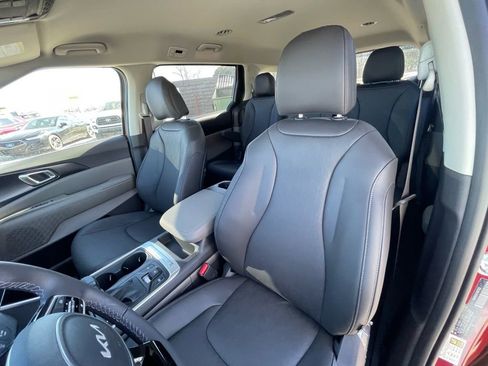 New 2026 Kia Carnival LXS image 22