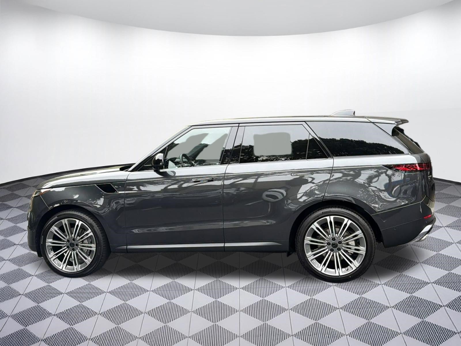 New 2026 Land Rover Range Rover Sport SE AWD/4WD image 2