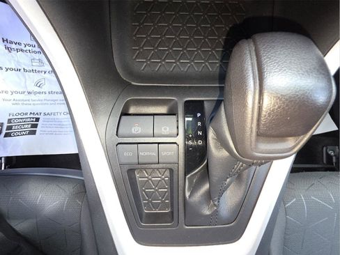 Used 2023 Toyota RAV4 XLE image 22