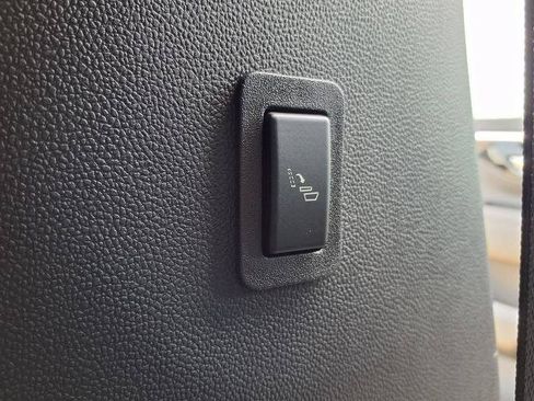 New 2026 Chevrolet Suburban LT w/ Comfort Package AWD/4WD image 18