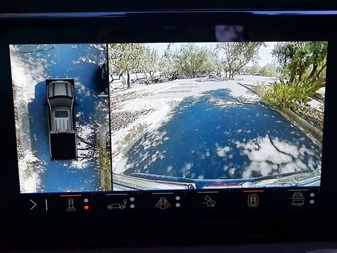 Used 2025 GMC Sierra 1500 Denali Ultimate AWD/4WD image 18