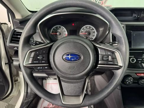 Used 2017 Subaru Impreza 2.0i Premium image 13
